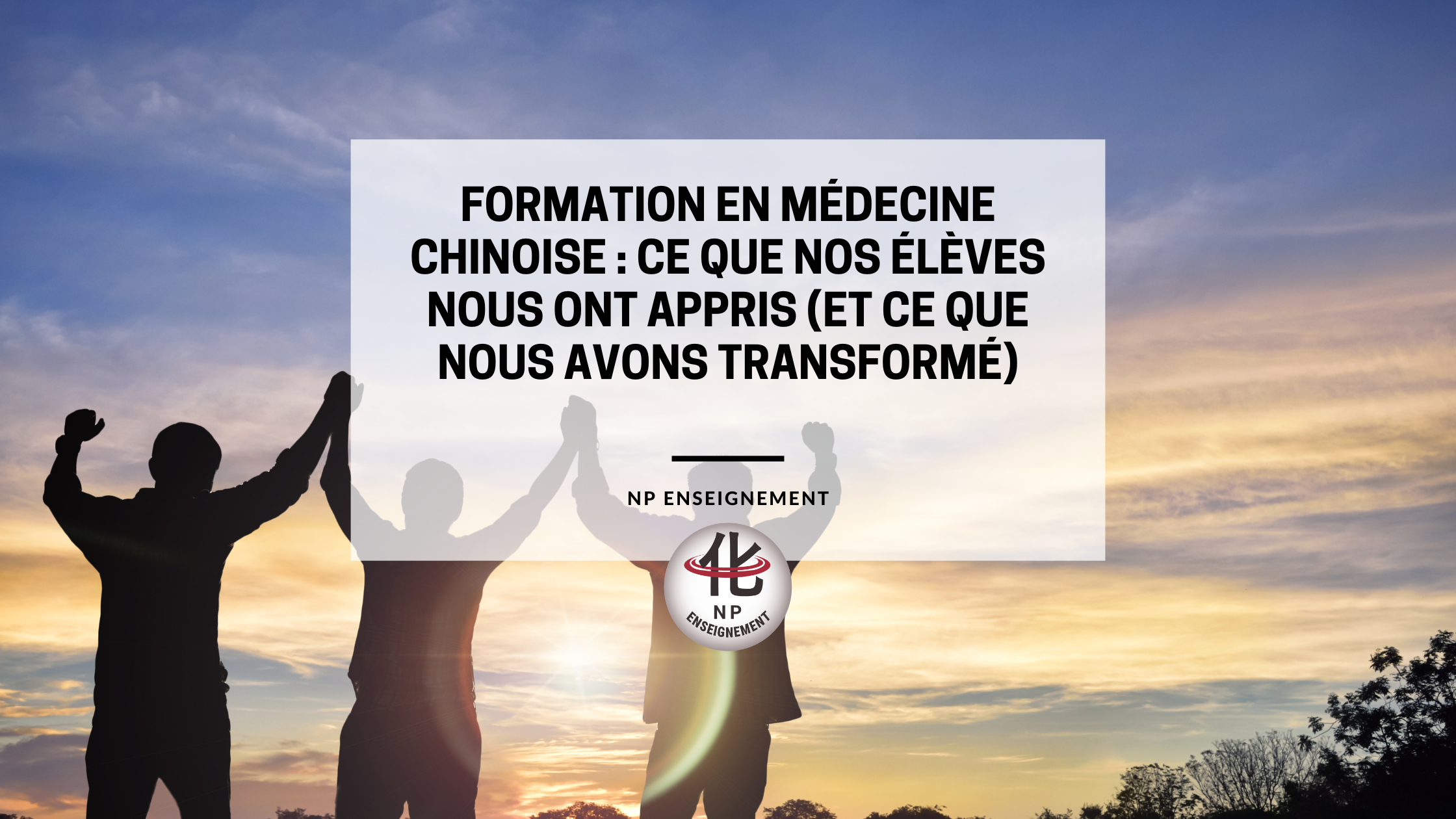 Formateur NP Enseignement échangeant avec des élèves lors d’une session de formation thérapeutique